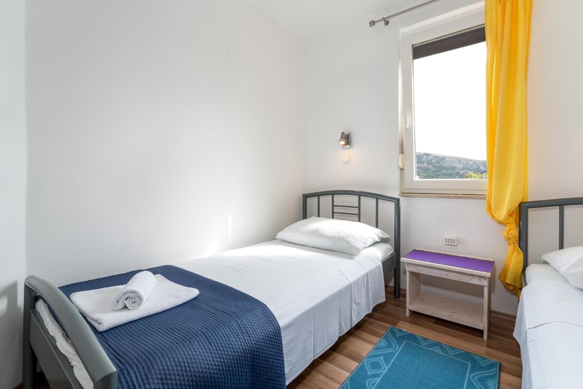 Apartments With A Parking Space Baska, Krk - 13907 Habitación foto